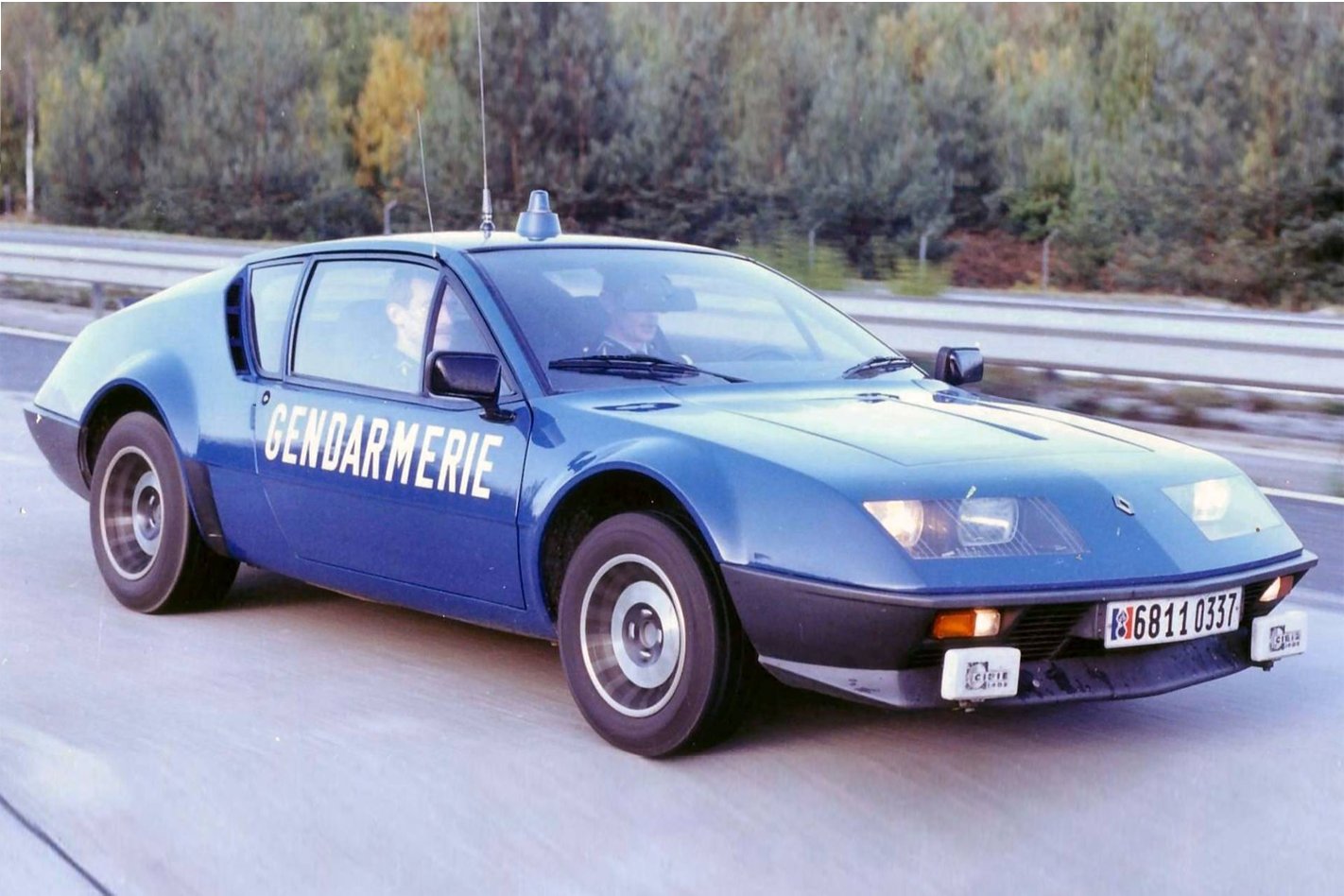 Alpine A310 police