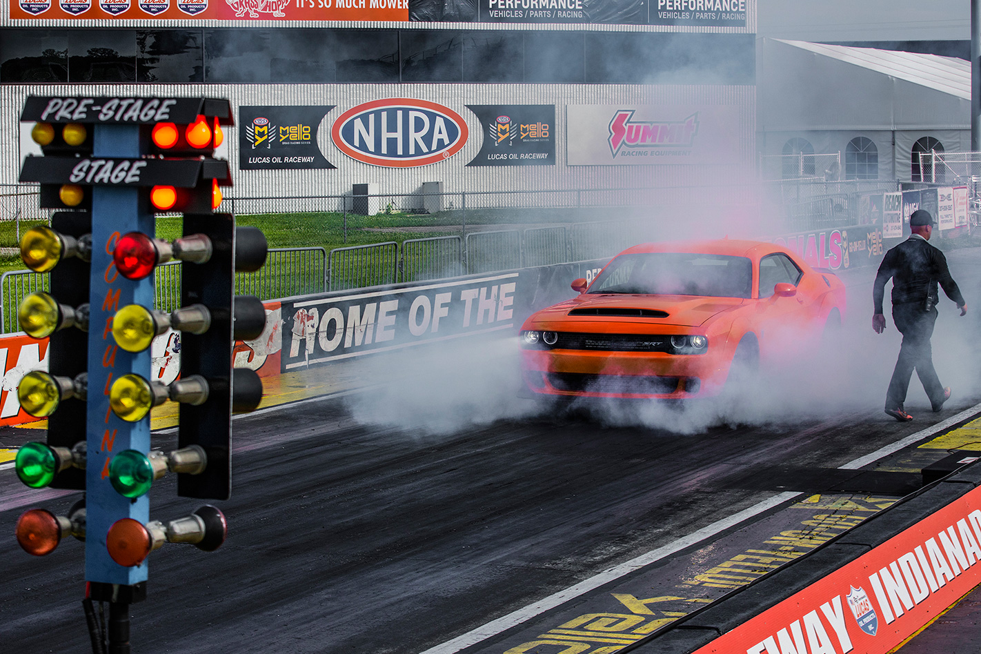 2018 Dodge Challenger Demon drag race
