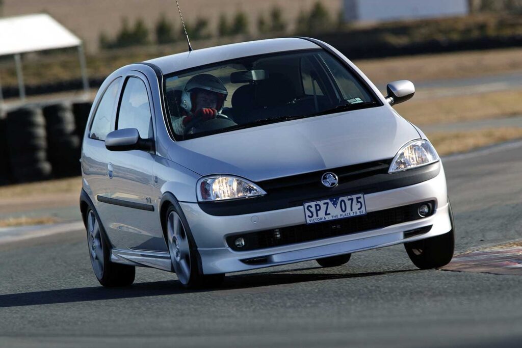 2001 Holden Barina SRi review classic MOTOR