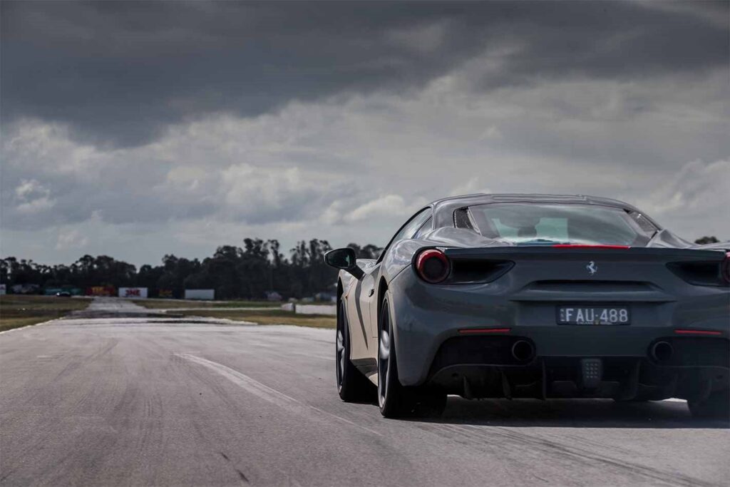 Ferrari 488 GTB main