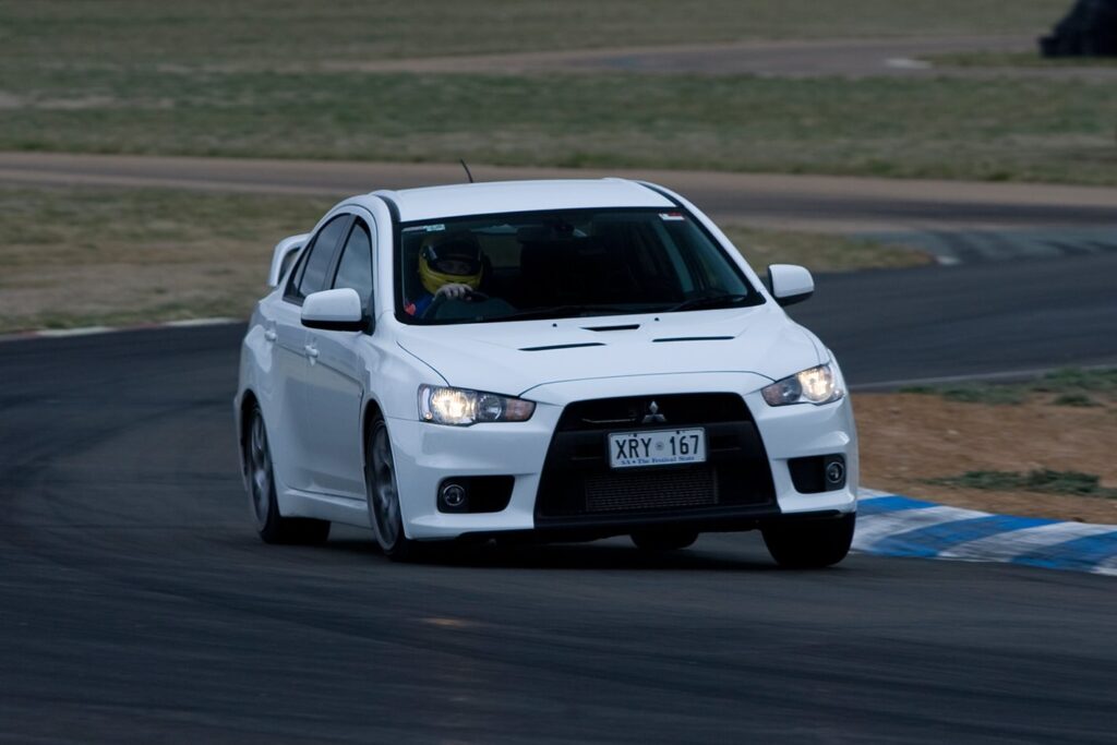 2008 Mitsubishi Lancer Evo X headlights