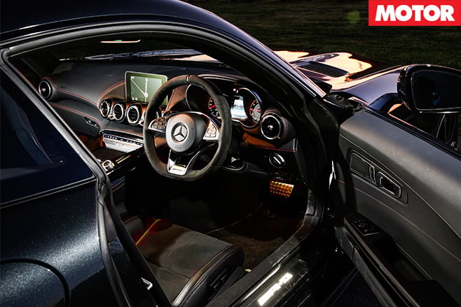 Mercedes-AMG GT S interior