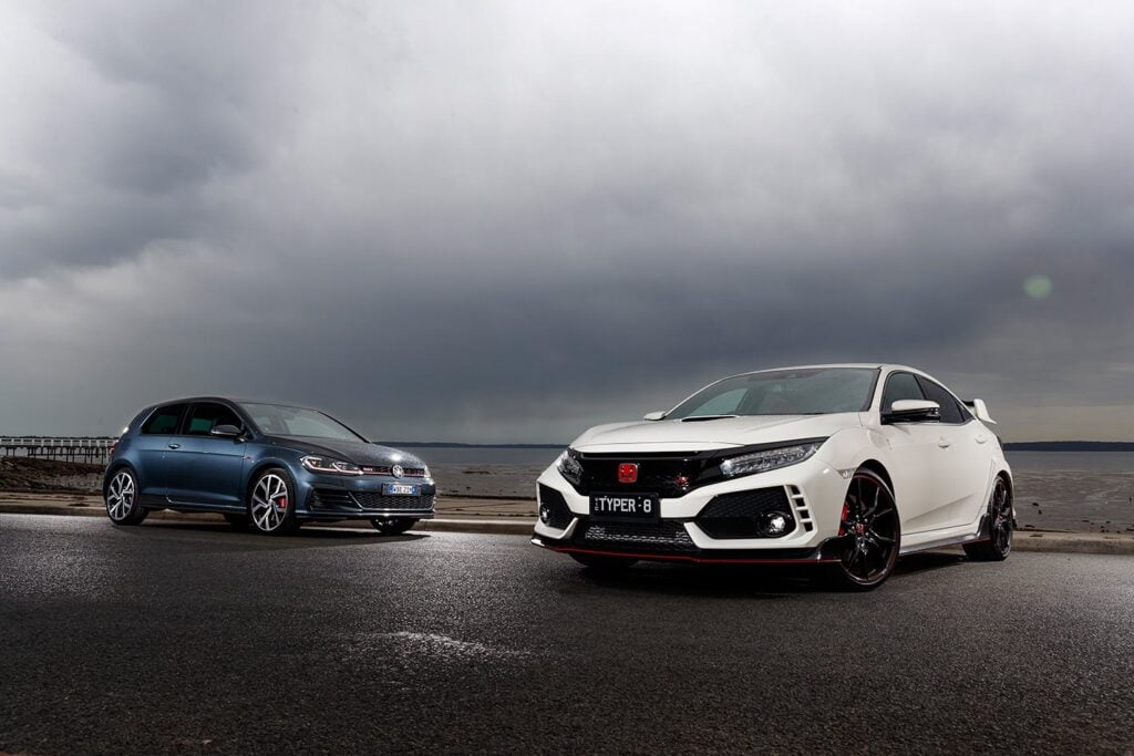 Volkswagen Golf GTI P vs Honda Civic Type R