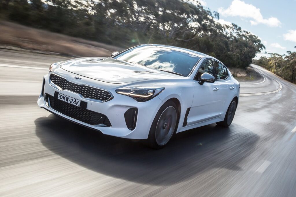 2017 Kia Stinger review video