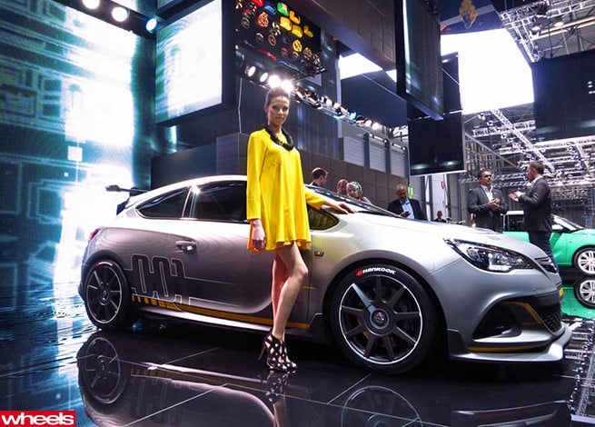 Opel Astra OPC Extreme