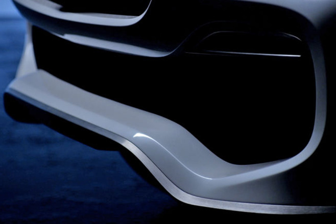Mercedes-Benz ute lip