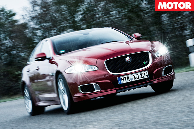 Jagaur xjr driving