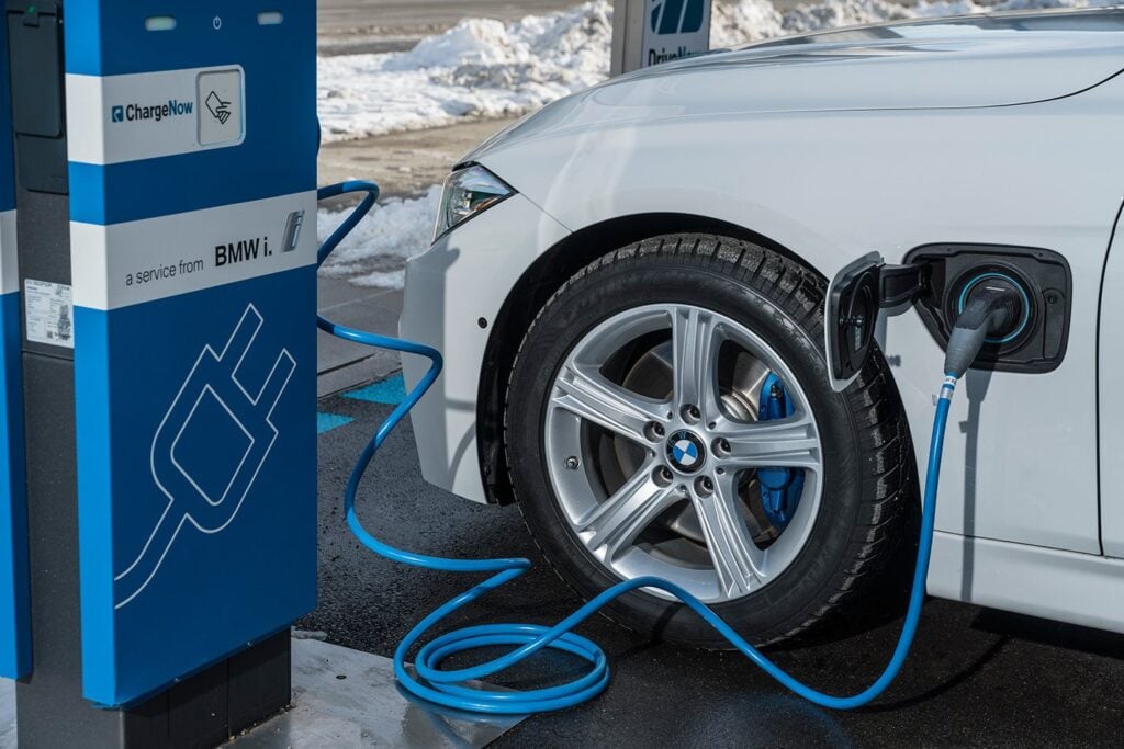 BMW charging