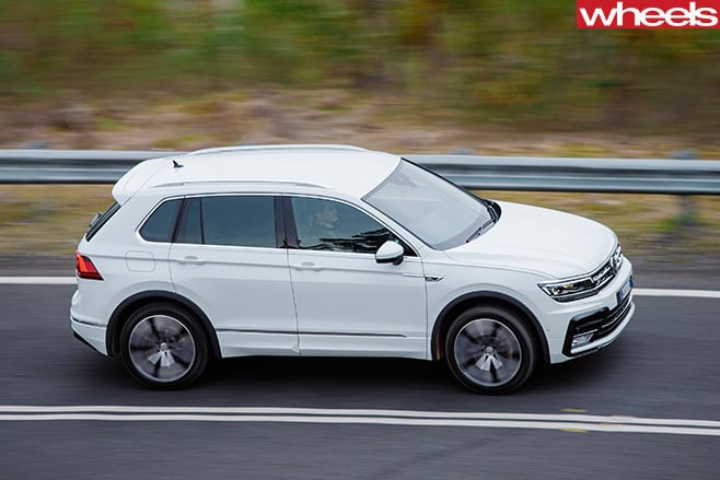 Volkswagen -Tiguan -R-Line -driving -top -side
