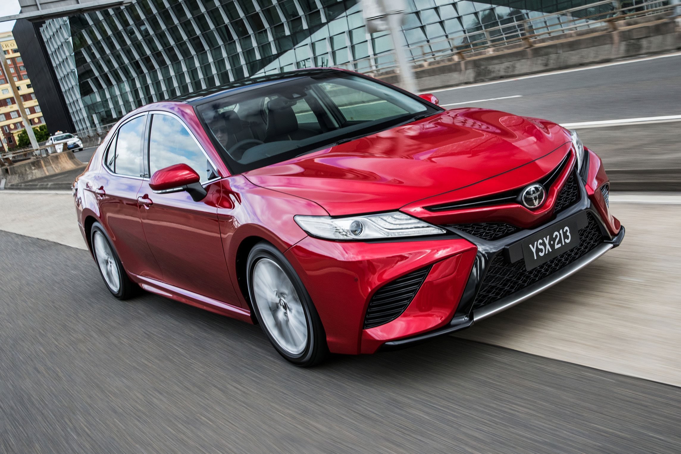 2018 Toyota Camry SX_main
