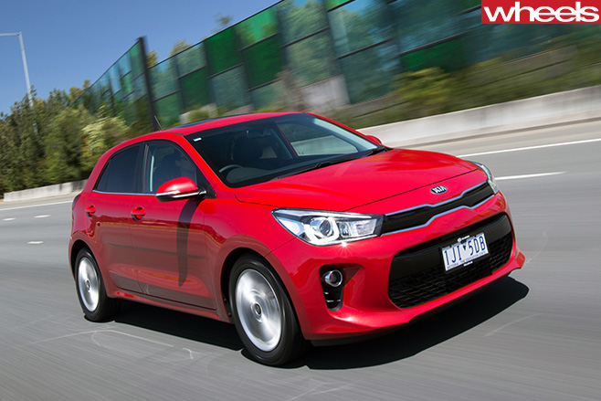 2017-Kia -Rio -red -front