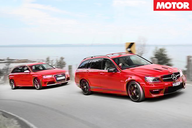 Audi -rs 4-v -Mercedes -C63-507-Estate -driving