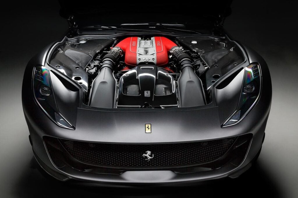 Ferrari 812 Superfast main