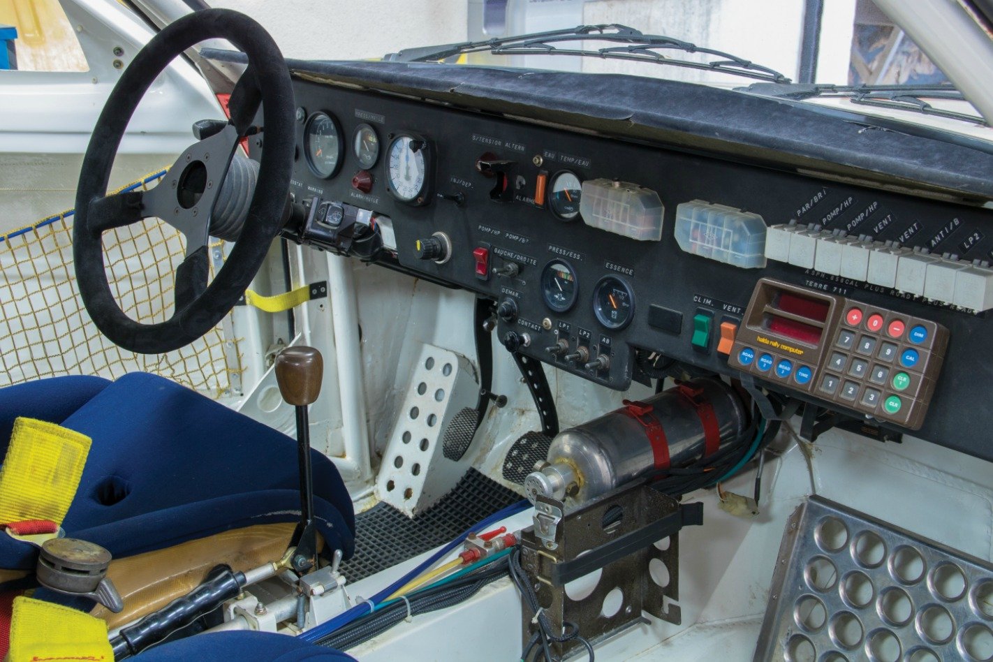 Peugeot 205 T16 Interior
