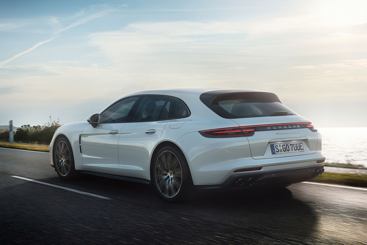 Porsche Turbo S E-Hybrid Sport wagon exterior