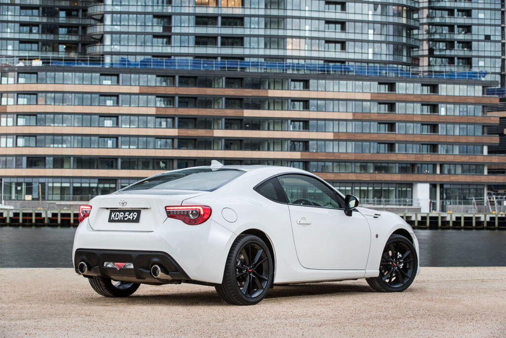 Tucking Rear 86 2017 Toyota 86 scores TRD upgrades