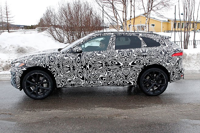 Jaguar F-Pace SVR side