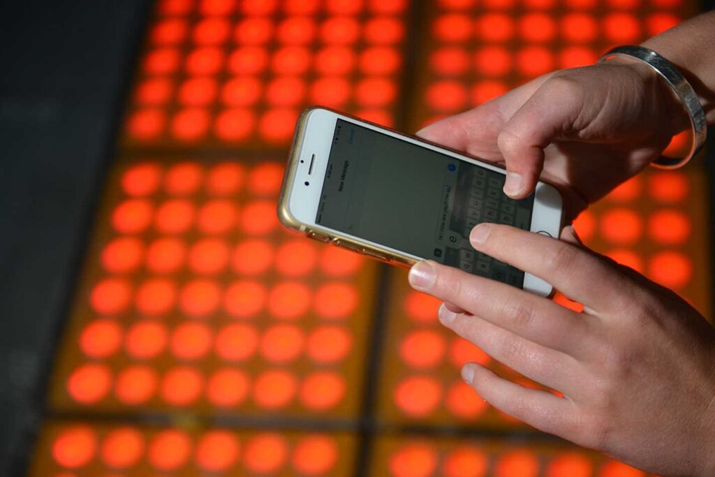 Curbing-pedestrian-distraction