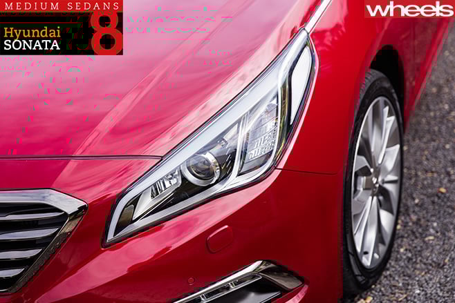 Hyundai -Sonata -headlight