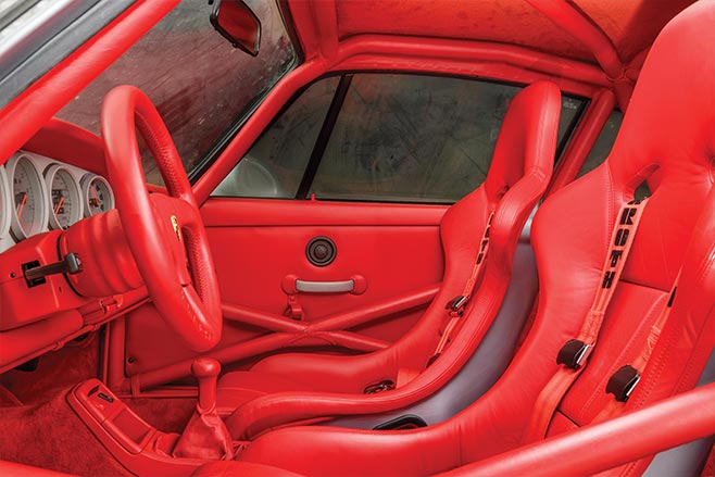 Barn find Porsche 964 Carrera RSR interior