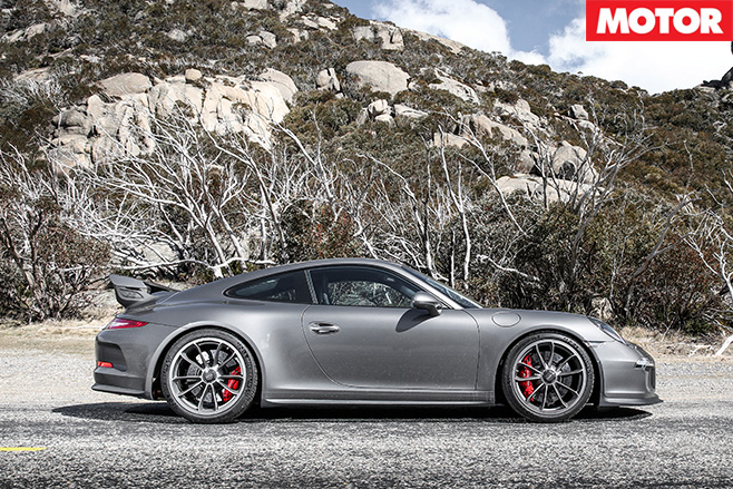 Porsche 911 GT3 side