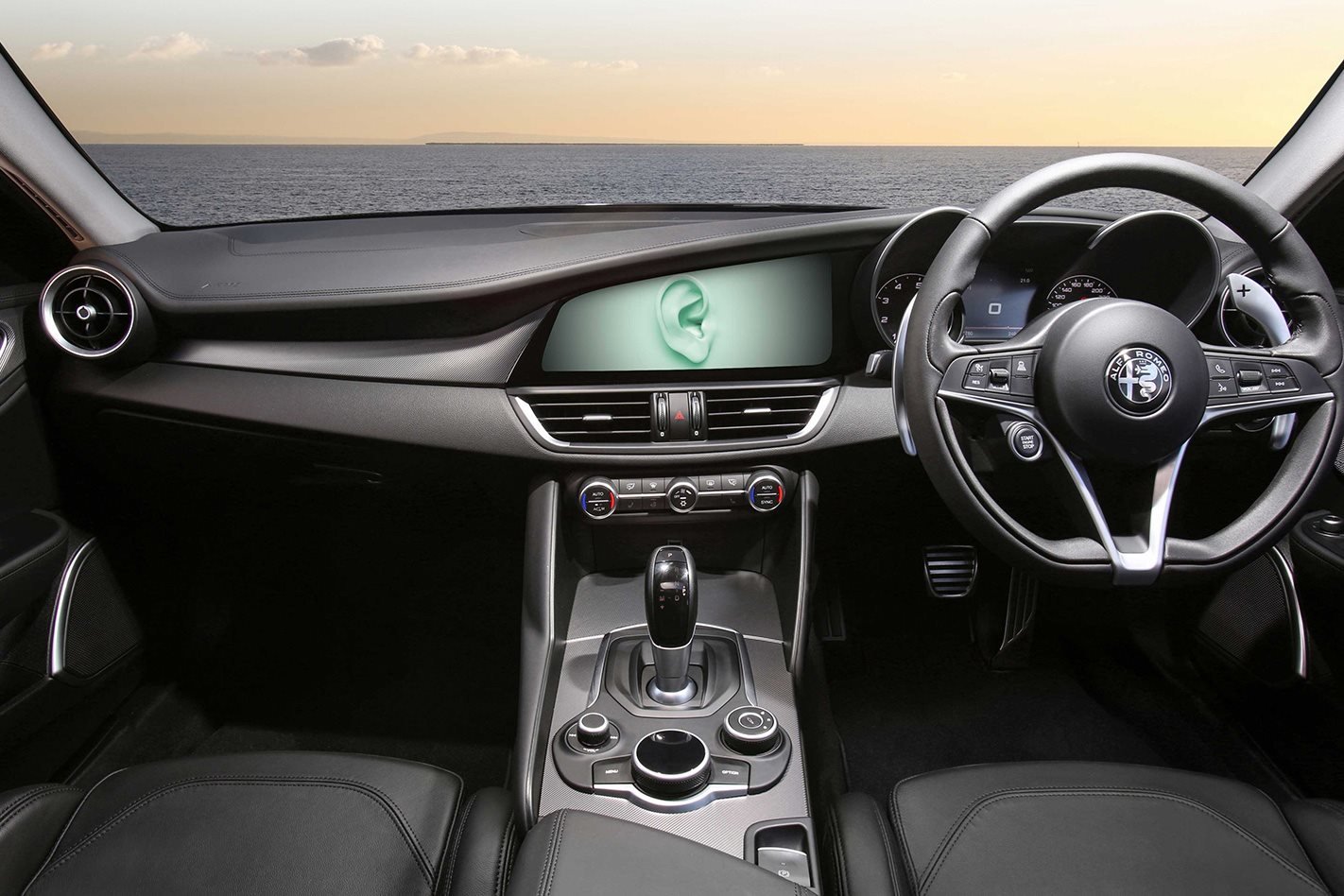 Alfa Romeo Giulia interior