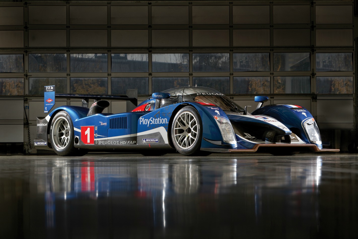Peugeot 908 Front
