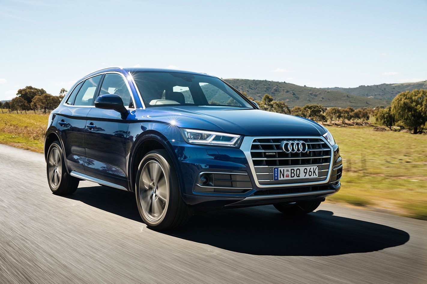 Audi Q5 cover MAIN