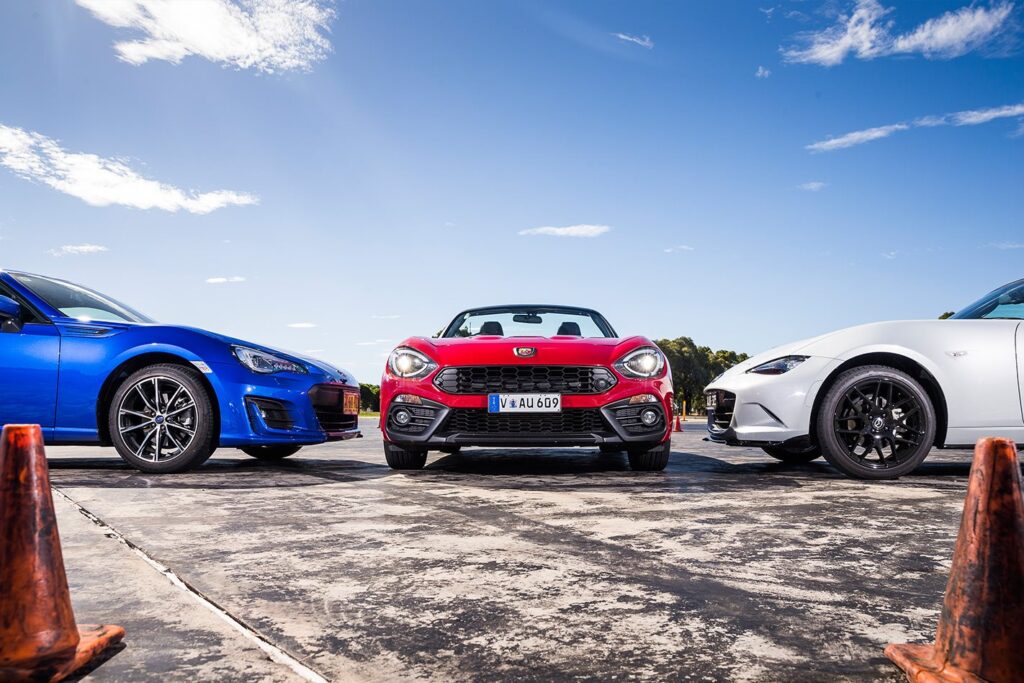 Subaru BRZ vs Mazda MX 5 2.0 vs Abarth 124 Spider main