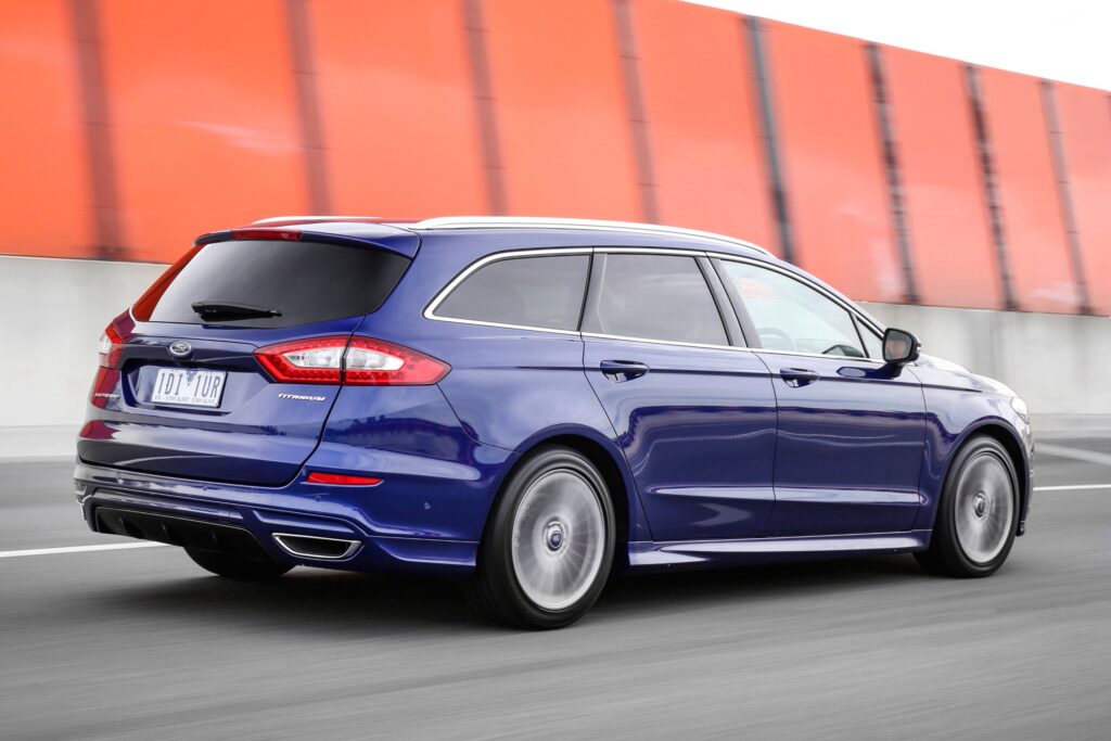 2015 Ford Mondeo review