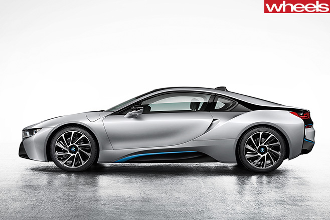 BMW-i 8-side