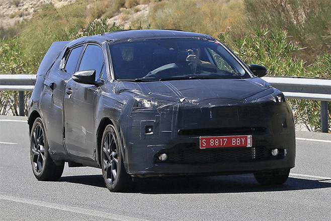 Toyota -C-HR-Spy -Front-