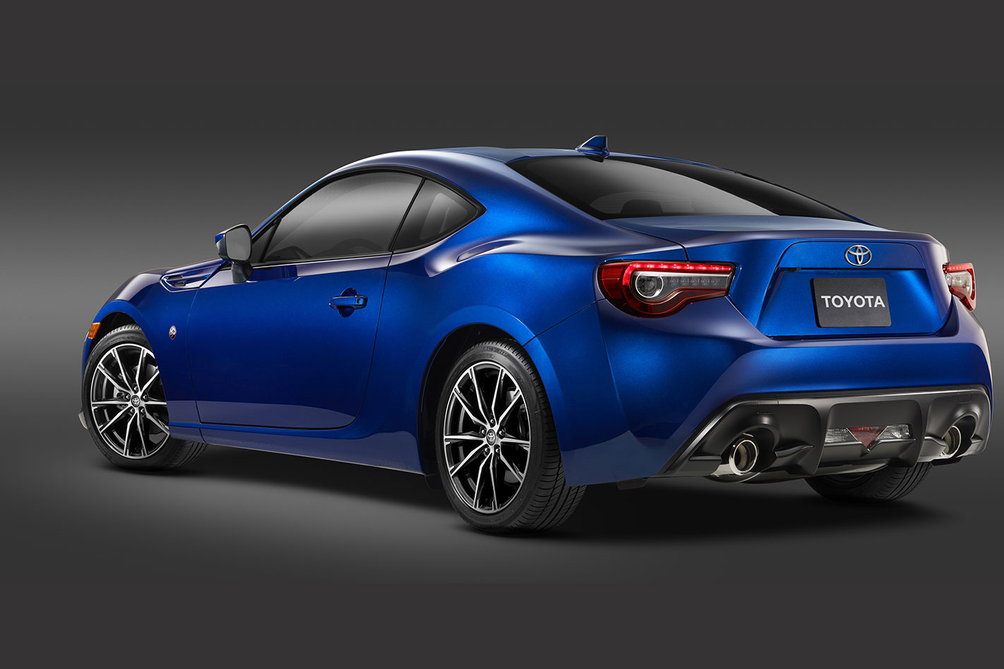 2017-Toyota -86-rear