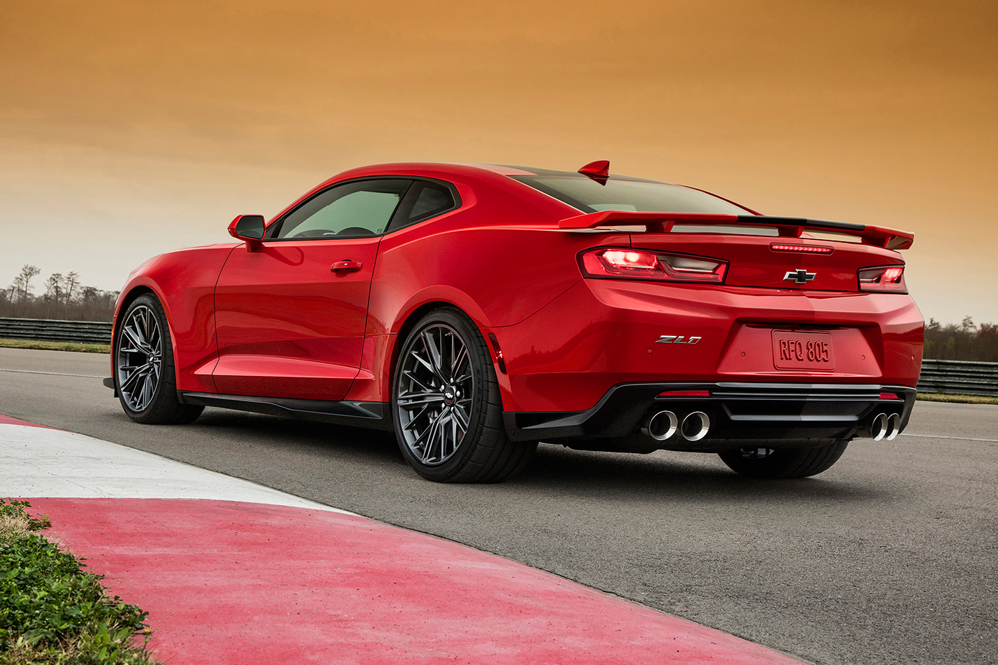2017-Chevrolet-Camaro-ZL1-rear.jpg