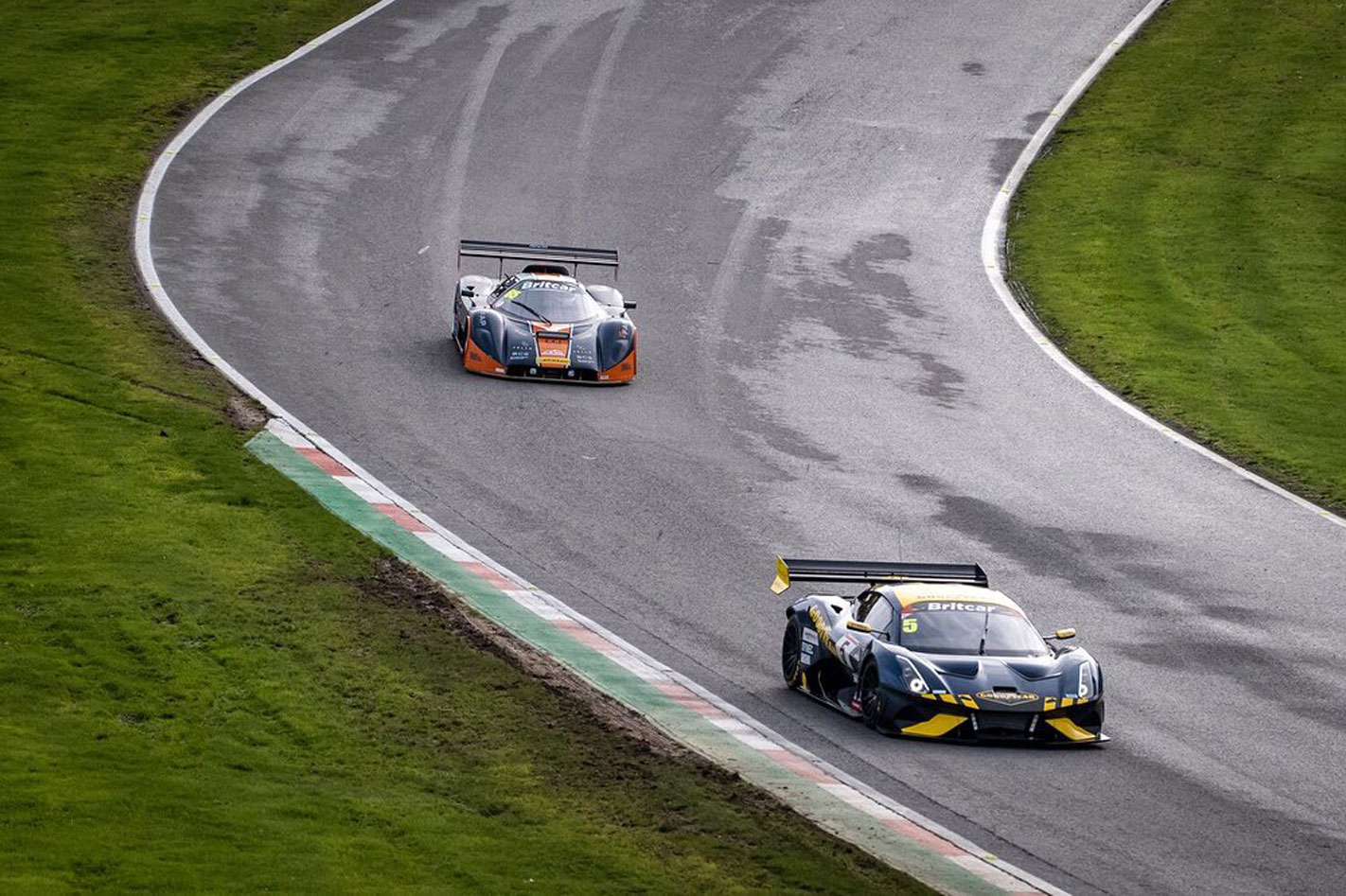 Brabham BT62 victorious in first race