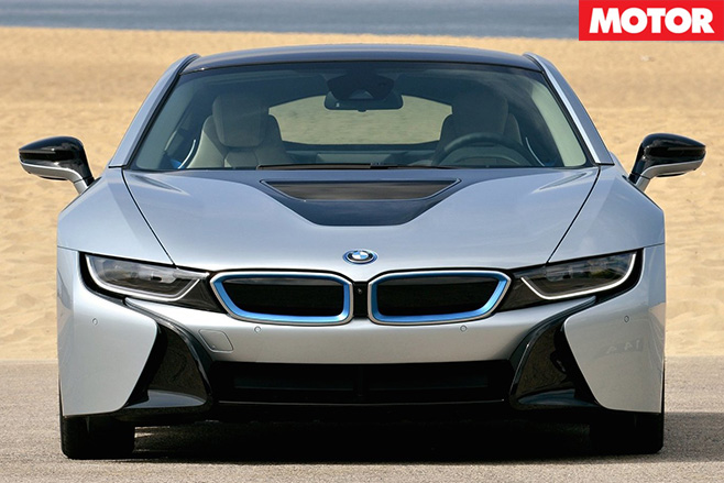 Bmw i8 v8 front