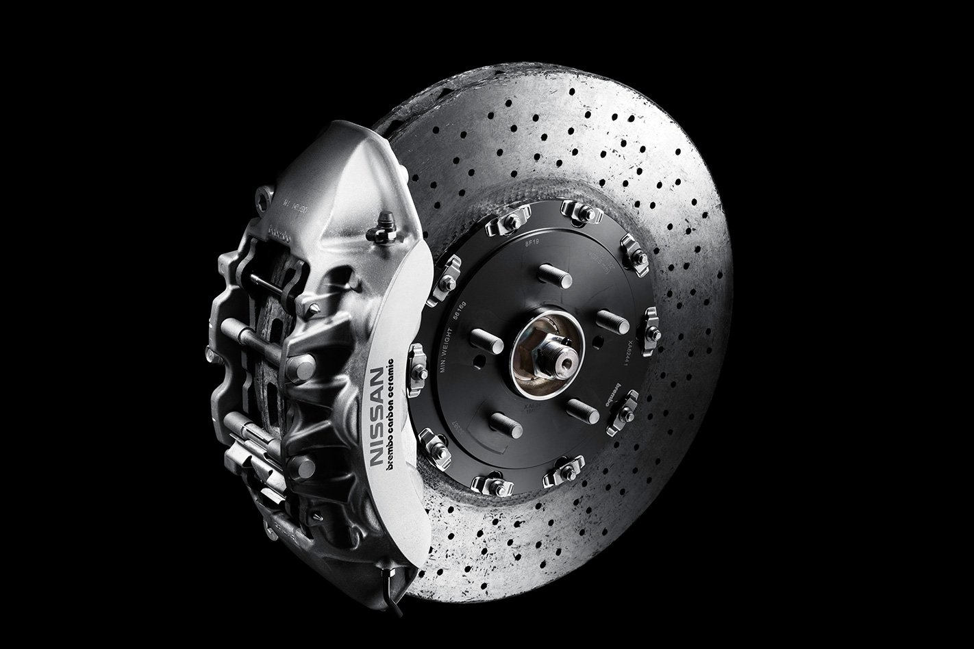 Nissan-GT-R-Spec-V-clutch.jpg