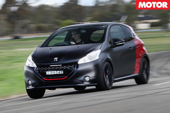 Peugeot 208 GTi 30th Anniversary