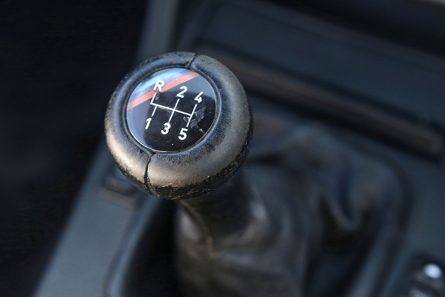 BMW-M3-E30-Evolution-II-gearbox.jpg