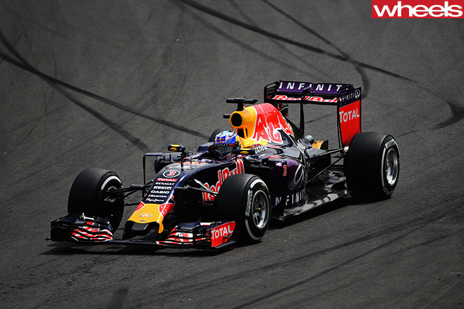 Daniel -Ricciardo -Red -Bull -driving -in -Sao -Paulo -Brazil -F1