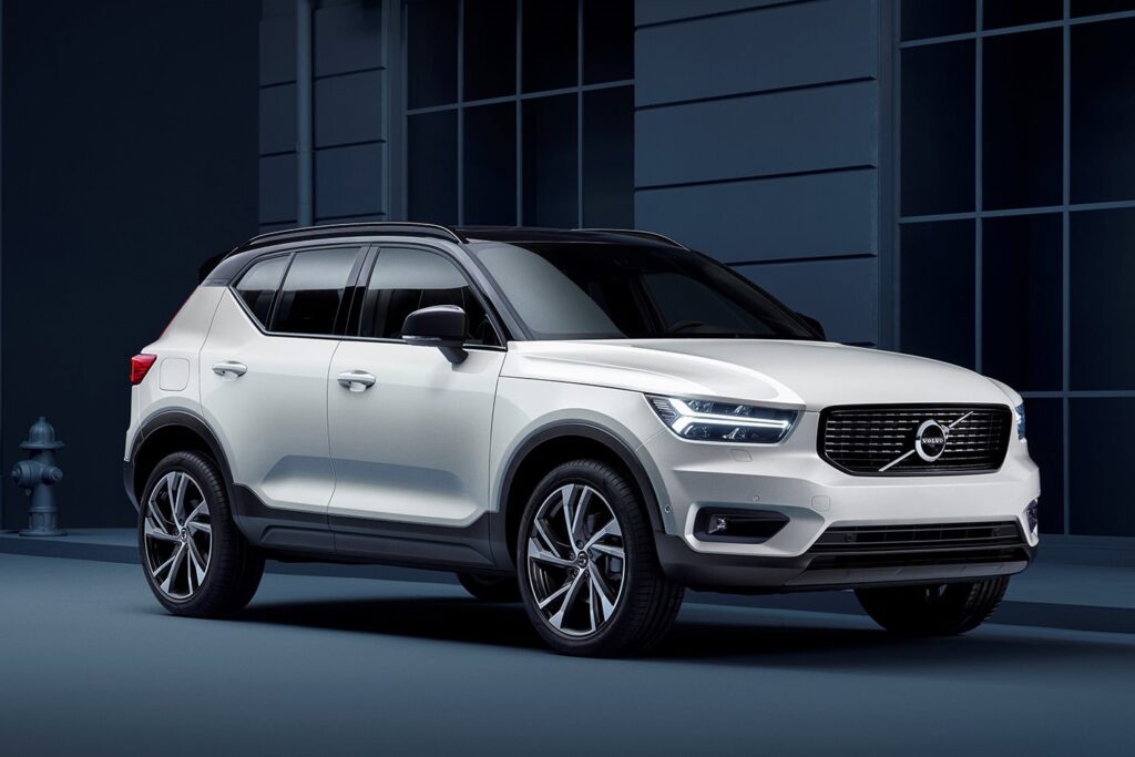 2018 Volvo XC40 revealed