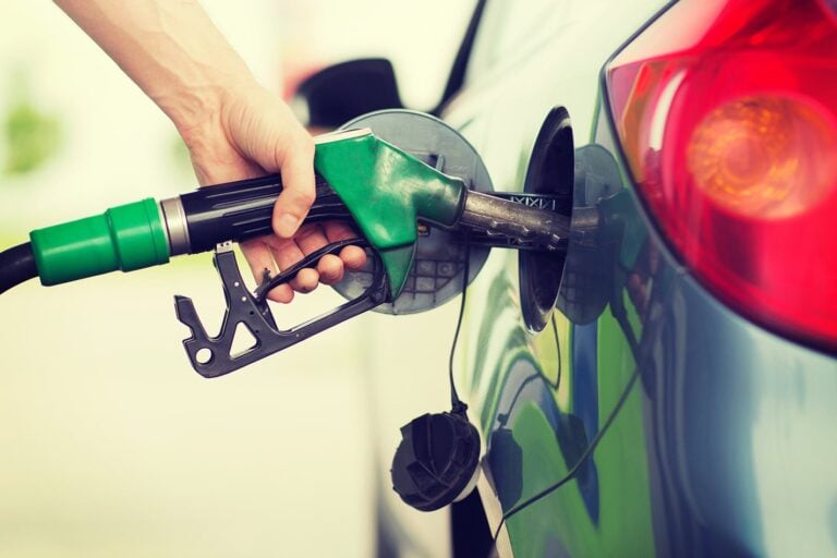 fuel pump in car