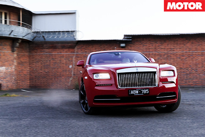 Rolls royce wraith turning