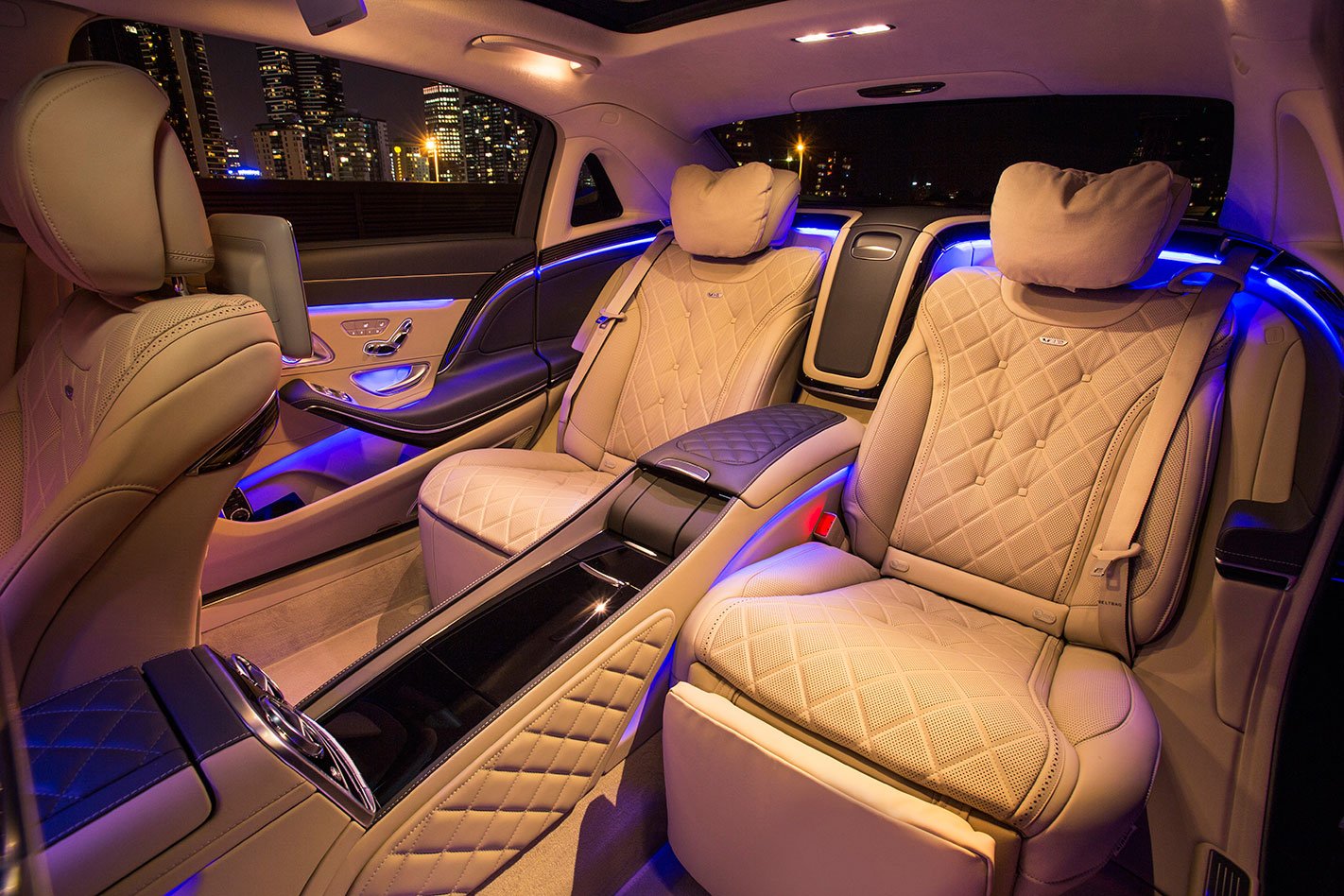 Mercedes -Maybach -S600-rear -interior