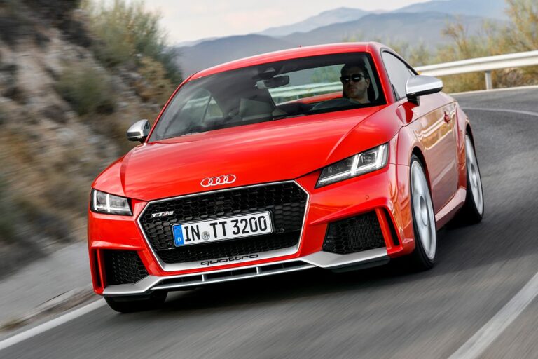 2017 Audi TT RS review
