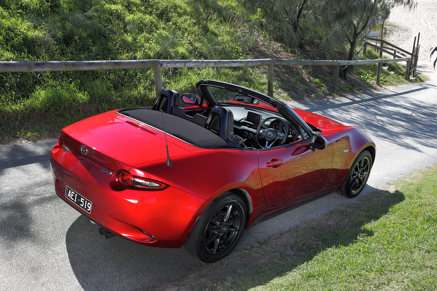 2015 Mazda MX-5 review