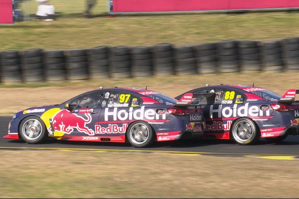 Jamie Whincup wins 2017 SMSP SuperSprint  2_main.j