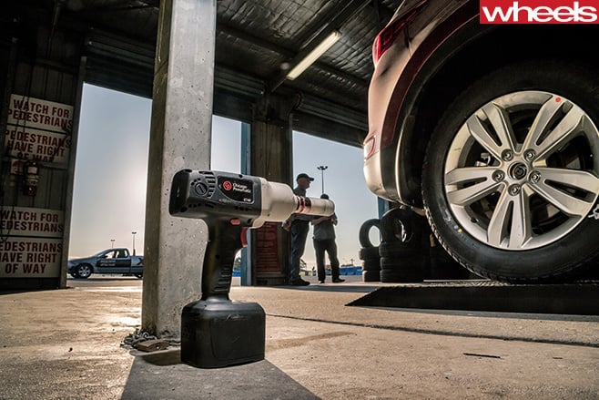 Drill -on -floor -on -automotive -workshop