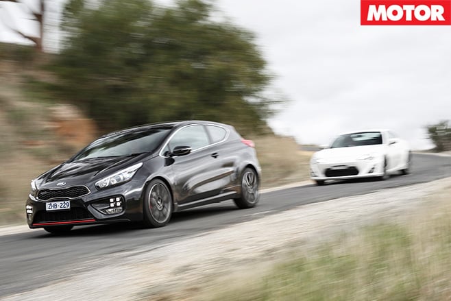 Proceed GT vs 86 GTS racing