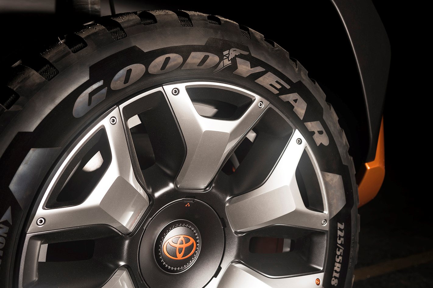 2017 Toyota FT-4X teaser